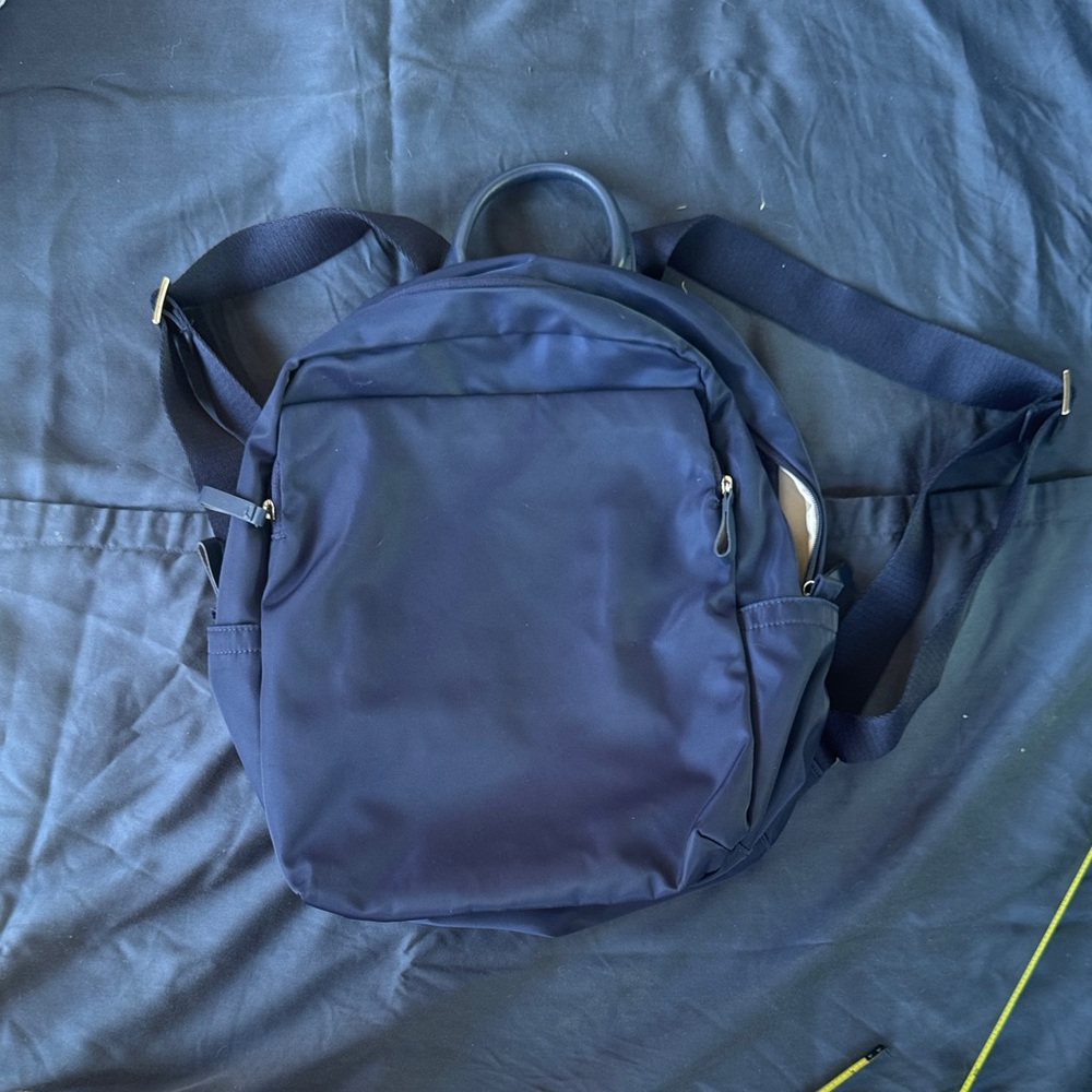 ithinkso Urban Backpack in Navy - Picture 2 of 12